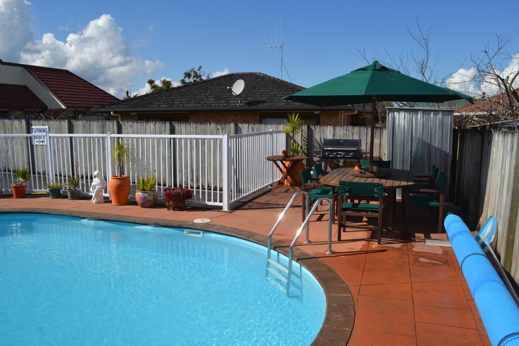 Avenue Heights Motel Whangarei Exterior photo